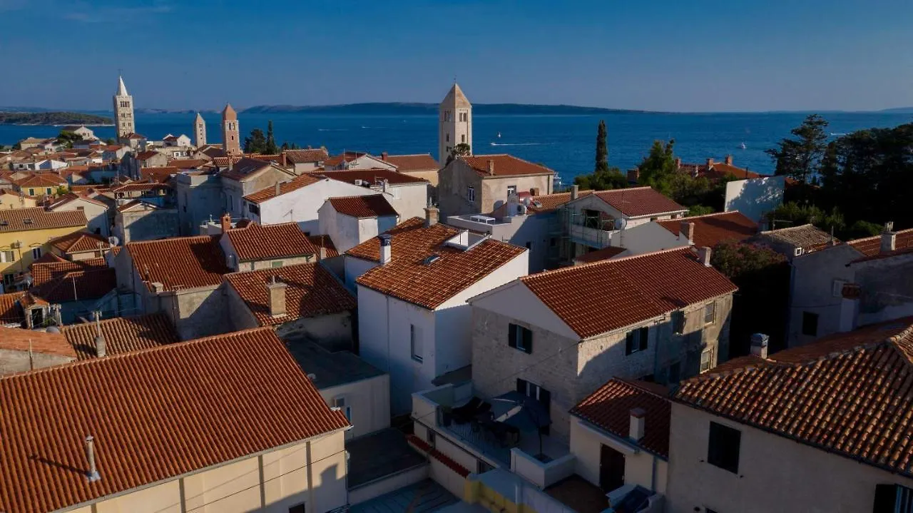 Apartmani Santino Rab Town 0*,
